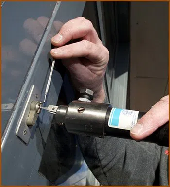 Interstate Locksmith Shop Batavia, IL 630-297-7913 Interstate Locksmith Shop Batavia, IL 630-297-7913 - 11-commercial-locksmith-service