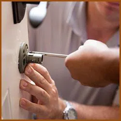 Interstate Locksmith Shop Batavia, IL 630-297-7913 - 3-cheap-locksmith